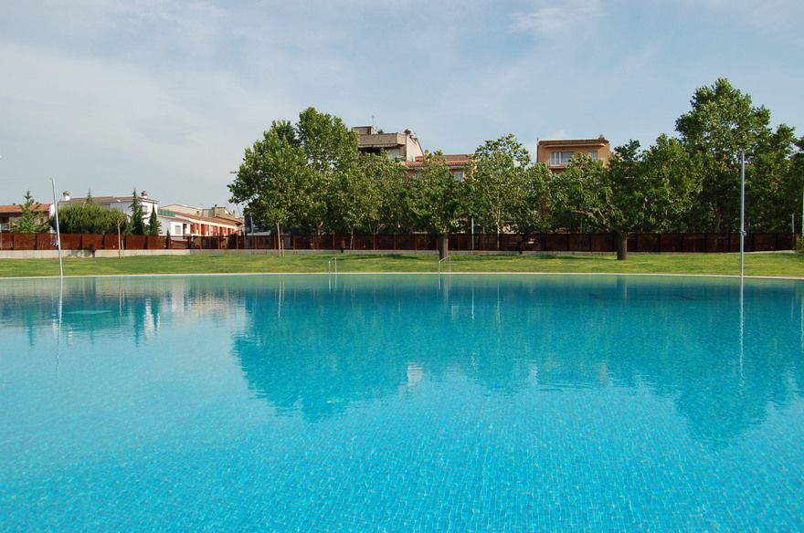 Vasos piscina, les seves instal·lacions i adequació de l’entorn