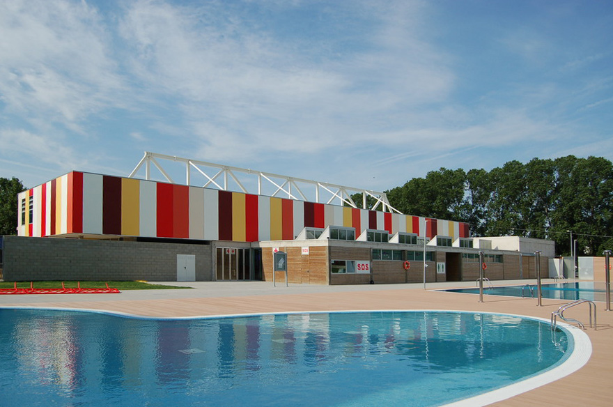 Vasos piscina, les seves instal·lacions i adequació de l’entorn